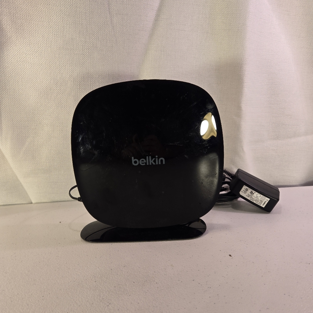 Belkin AC 1200 DB Wi-Fi Router